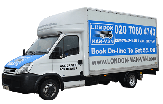 Luton Van z pomocnikiem w Londynie